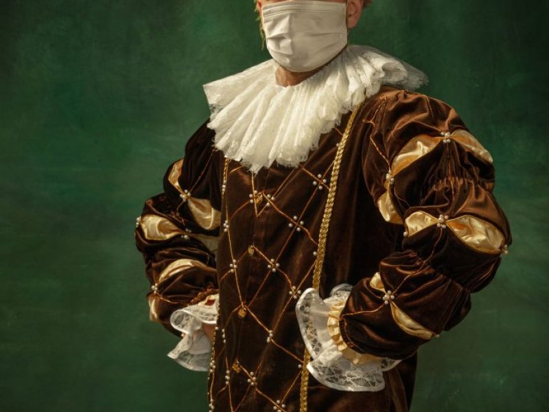 Tirat: Cyrano De Bergerac- Edmond Rostand